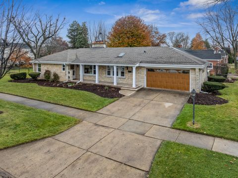 Photo of 295 Ardmore Road, Des Plaines, IL 60016 (MLS # 12516996)