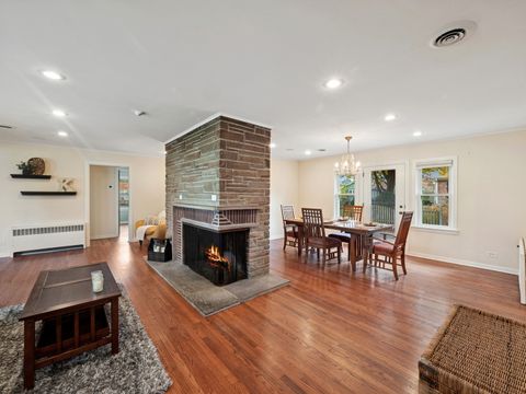 Tiny photo for 295 Ardmore Road, Des Plaines, IL 60016 (MLS # 12516996)