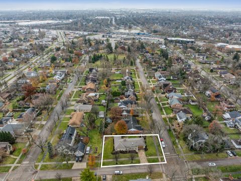 Tiny photo for 295 Ardmore Road, Des Plaines, IL 60016 (MLS # 12516996)