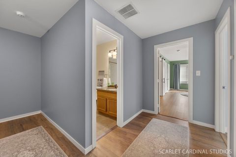 Tiny photo for 291 Park Ridge Lane #A, Aurora, IL 60504 (MLS # 12601812)