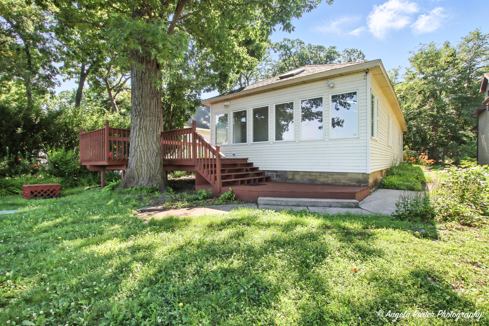 1803 N WOODLAWN PARK Avenue