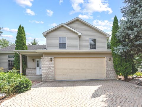 Photo of 1858 David Avenue, Joliet, IL 60433 (MLS # 12469859)