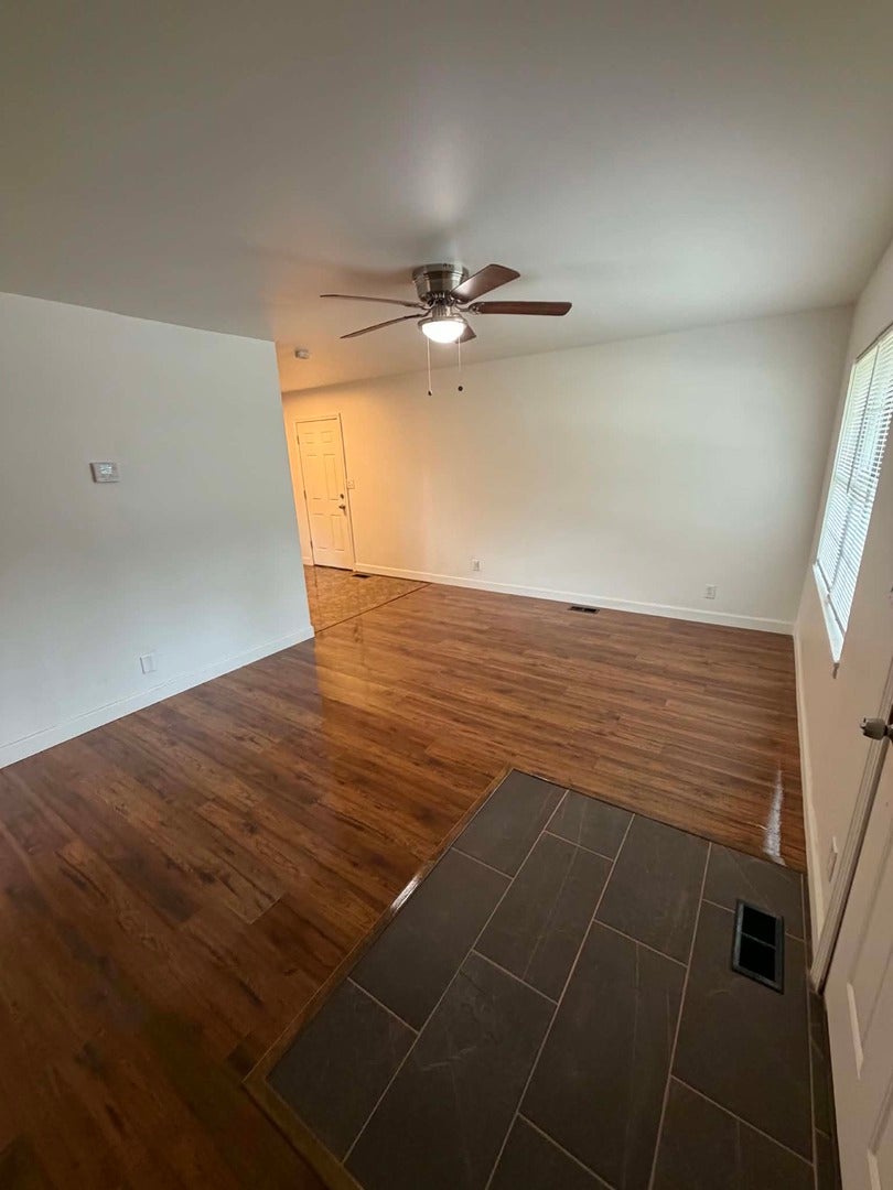 1007 KINGSLEY Drive