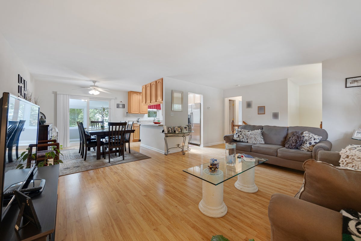 1204 Leeds Lane