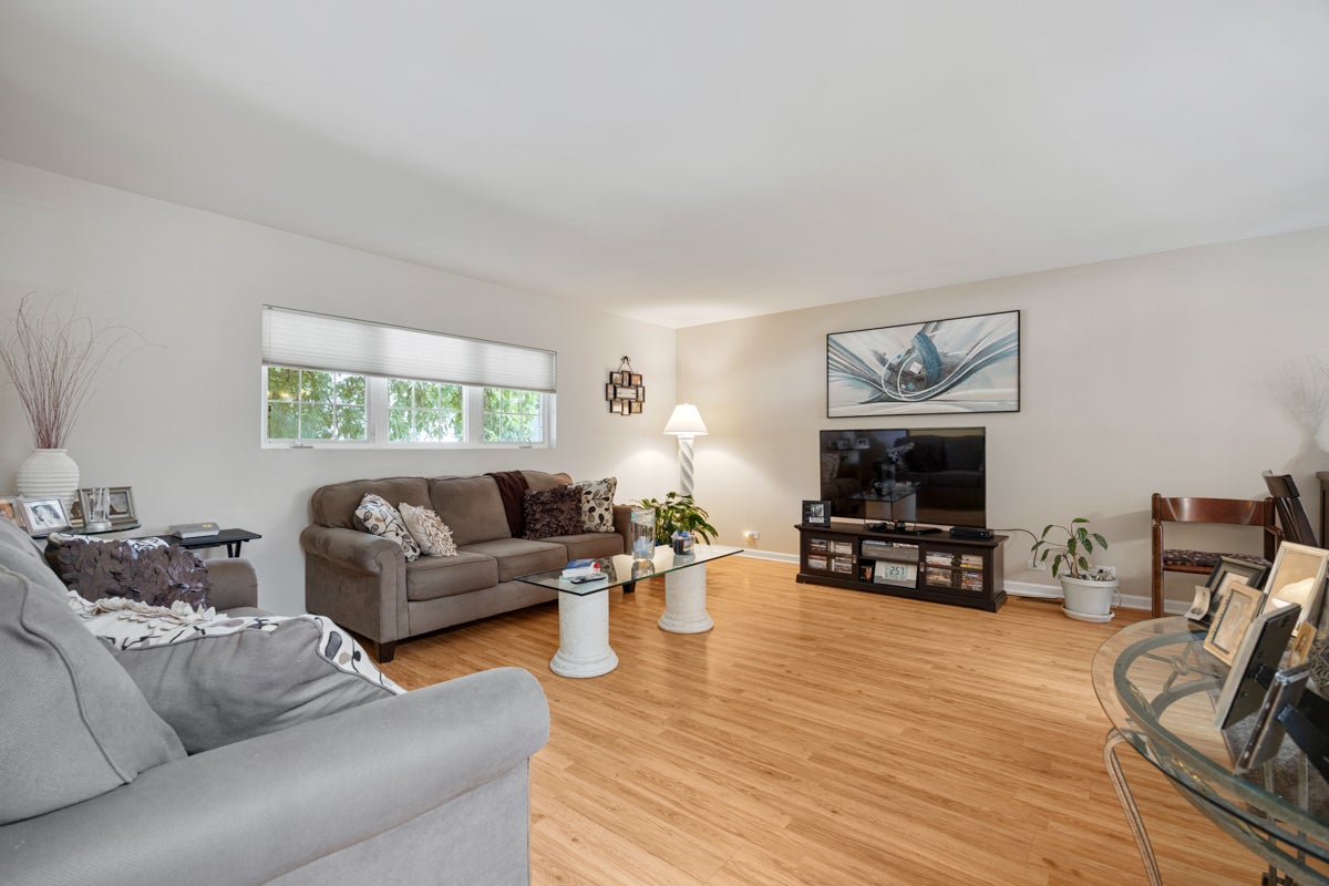 1204 Leeds Lane