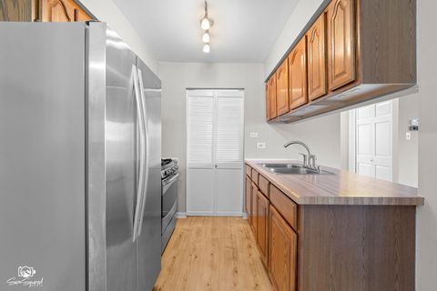 Tiny photo for 7750 159th Place #7750, Tinley Park, IL 60477 (MLS # 12510715)