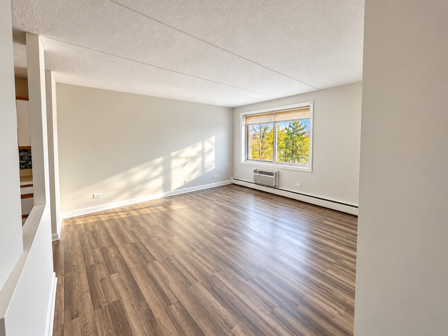 5011 VALLEY Lane 304