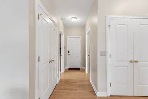 Tiny photo for 5 Park Place Circle, Hawthorn Woods, IL 60047 (MLS # 12463947)