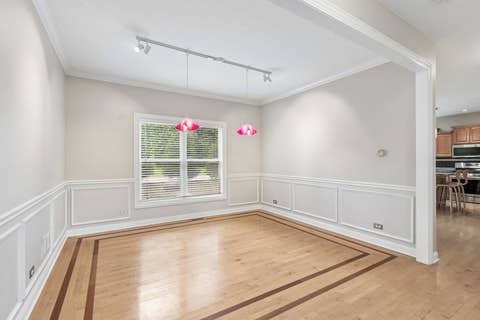 Tiny photo for 5 Park Place Circle, Hawthorn Woods, IL 60047 (MLS # 12463947)