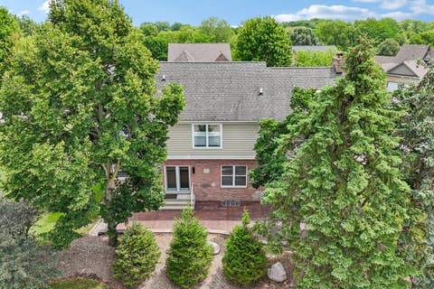 Tiny photo for 5 Park Place Circle, Hawthorn Woods, IL 60047 (MLS # 12463947)