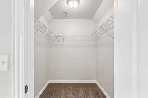 Tiny photo for 5 Park Place Circle, Hawthorn Woods, IL 60047 (MLS # 12463947)