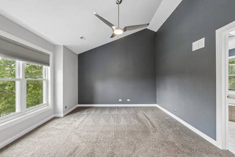 Tiny photo for 5 Park Place Circle, Hawthorn Woods, IL 60047 (MLS # 12463947)