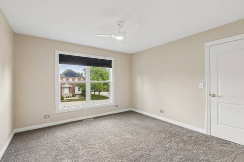 Tiny photo for 5 Park Place Circle, Hawthorn Woods, IL 60047 (MLS # 12463947)