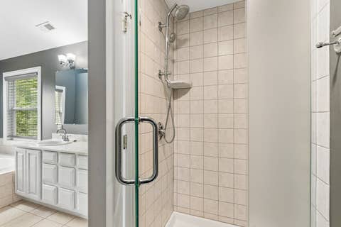 Tiny photo for 5 Park Place Circle, Hawthorn Woods, IL 60047 (MLS # 12463947)