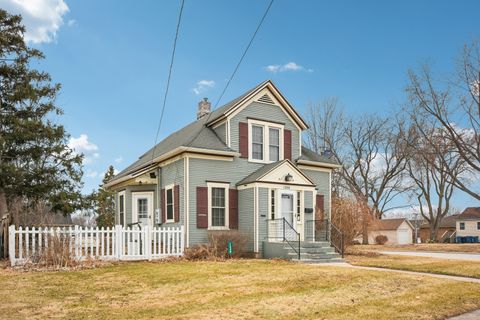 1246 Wauponsee Street Morris IL 60450