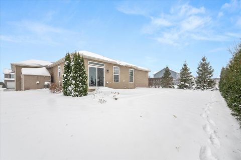 Tiny photo for 1037 N Carly Circle, Yorkville, IL 60560 (MLS # 12523989)