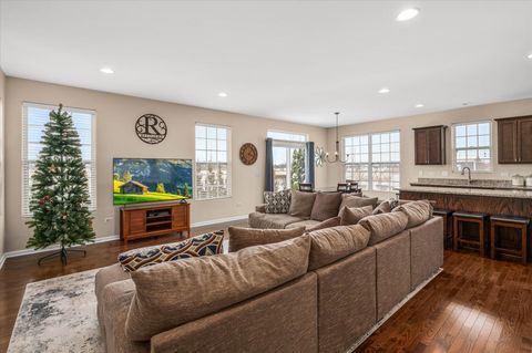 Tiny photo for 1037 N Carly Circle, Yorkville, IL 60560 (MLS # 12523989)