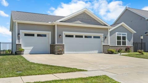 Tiny photo for 1012 Declaration Drive, Savoy, IL 61874 (MLS # 12645551)