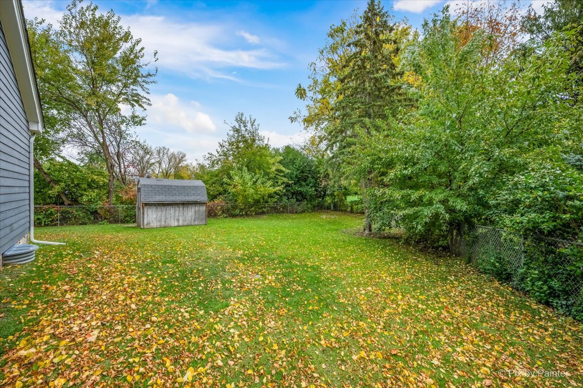 Woodstock, Illinois 60098, United States, 3 Bedrooms Bedrooms, ,3 BathroomsBathrooms,Residential,Active,244197