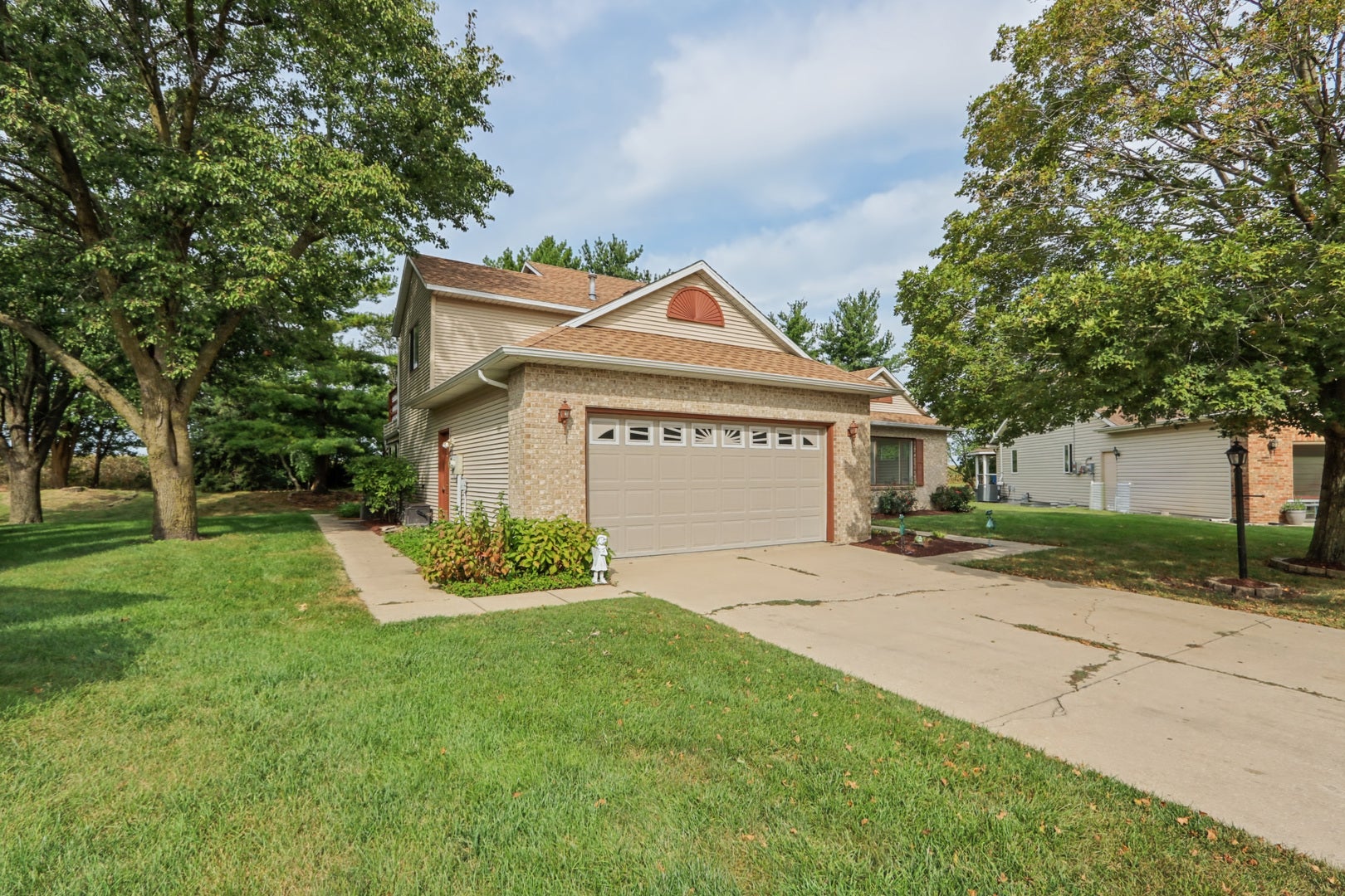 4 Redwing Court