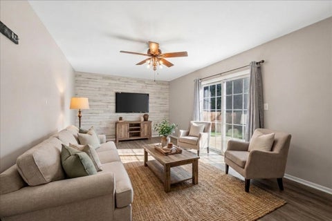 Tiny photo for 304 S Cross Trail, McHenry, IL 60050 (MLS # 12768116)