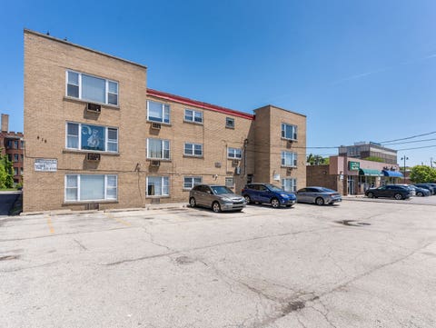 Tiny photo for 415 S Maple Avenue #202, Oak Park, IL 60302 (MLS # 12732569)