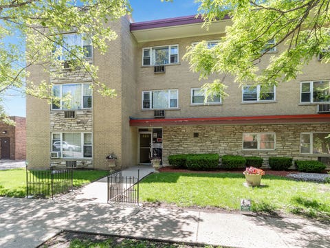 Photo of 415 S Maple Avenue #202, Oak Park, IL 60302 (MLS # 12732569)