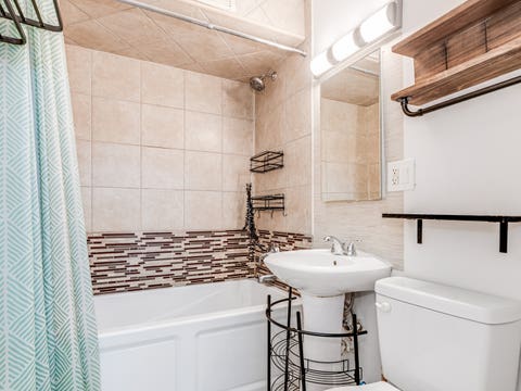 Tiny photo for 415 S Maple Avenue #202, Oak Park, IL 60302 (MLS # 12732569)