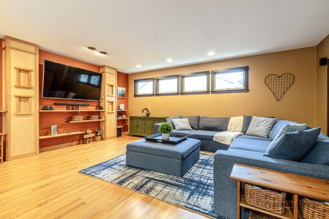 Tiny photo for 521 Castlewood Lane, Buffalo Grove, IL 60089 (MLS # 12610814)