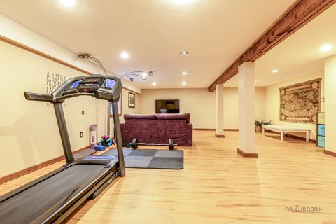 Tiny photo for 521 Castlewood Lane, Buffalo Grove, IL 60089 (MLS # 12610814)