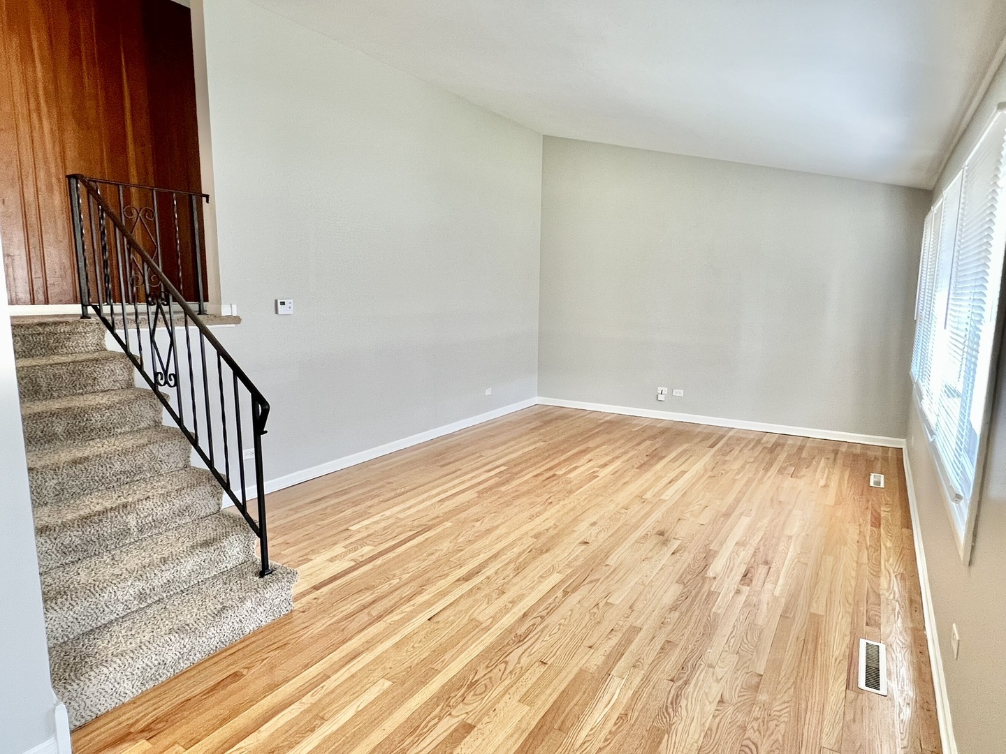 17415 BURNHAM Avenue