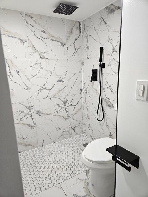 Tiny photo for 5402 N Mobile Avenue, Chicago, IL 60630 (MLS # 12597979)