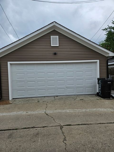 Tiny photo for 5402 N Mobile Avenue, Chicago, IL 60630 (MLS # 12597979)