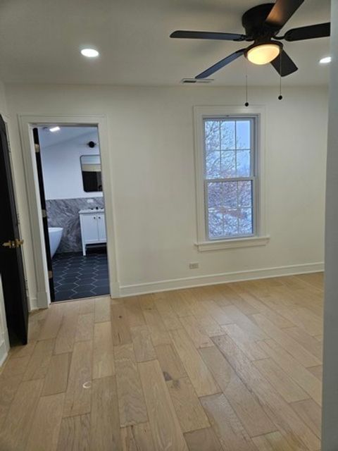 Tiny photo for 5402 N Mobile Avenue, Chicago, IL 60630 (MLS # 12597979)