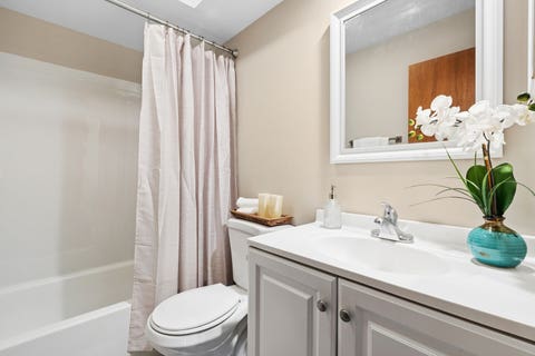 Tiny photo for 602 Country Lane, Des Plaines, IL 60016 (MLS # 12710182)