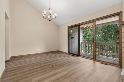 Tiny photo for 602 Country Lane, Des Plaines, IL 60016 (MLS # 12710182)