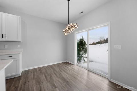 Tiny photo for 1078 Moraine Drive, South Elgin, IL 60177 (MLS # 12530797)