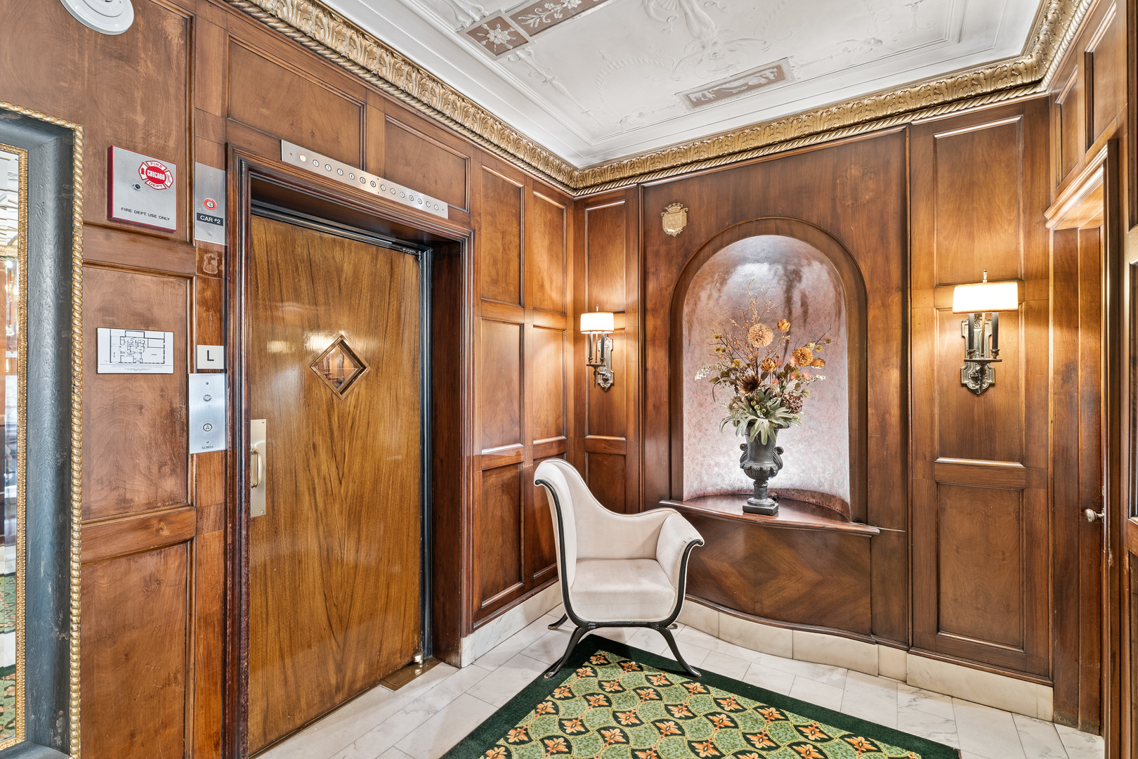 2912 N Commonwealth Avenue 11CD