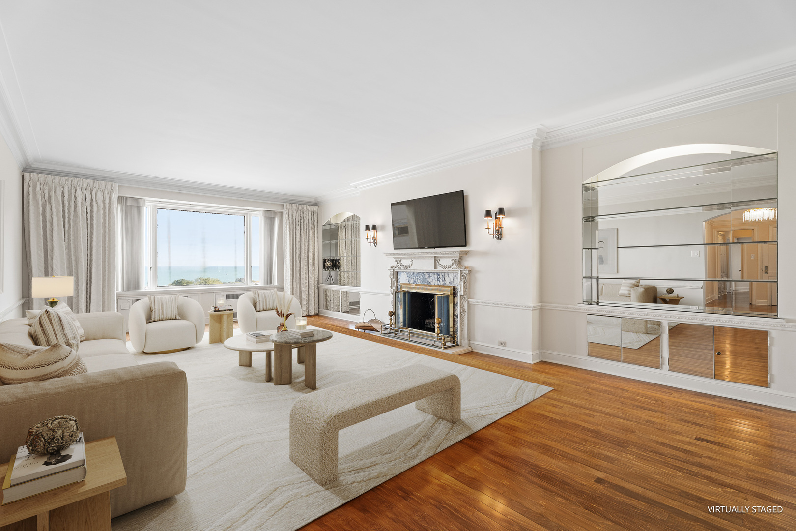 2912 N Commonwealth Avenue 11CD