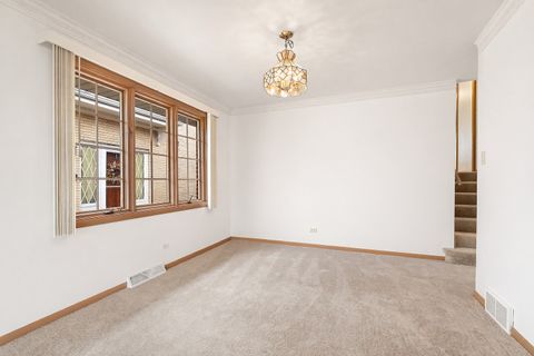 Tiny photo for 9021 S Francisco Avenue, Evergreen Park, IL 60805 (MLS # 12626205)