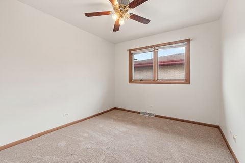Tiny photo for 9021 S Francisco Avenue, Evergreen Park, IL 60805 (MLS # 12626205)