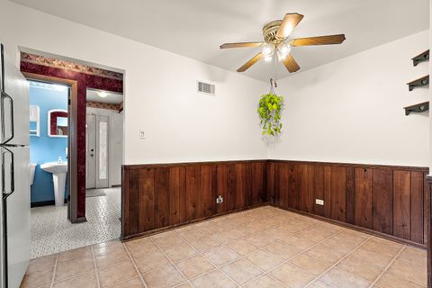 Tiny photo for 9021 S Francisco Avenue, Evergreen Park, IL 60805 (MLS # 12626205)