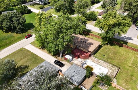 Tiny photo for 1400 Eunice Avenue, Joliet, IL 60433 (MLS # 12459958)