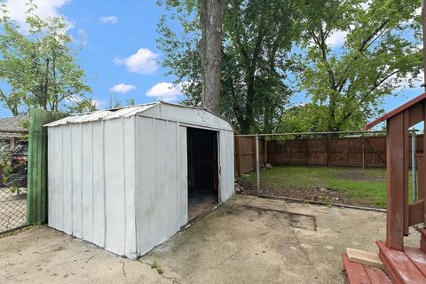 Tiny photo for 1400 Eunice Avenue, Joliet, IL 60433 (MLS # 12459958)