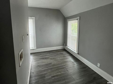 Tiny photo for 1007 29TH Street, Moline, IL 61265 (MLS # QC4266562)