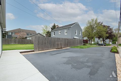 Tiny photo for Downers Grove, IL 60515 (MLS # 12615400)