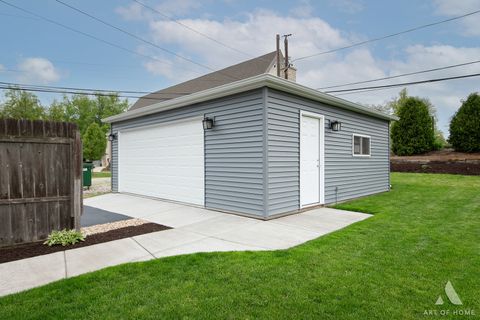 Tiny photo for Downers Grove, IL 60515 (MLS # 12615400)