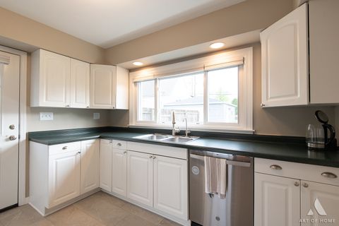 Tiny photo for Downers Grove, IL 60515 (MLS # 12615400)