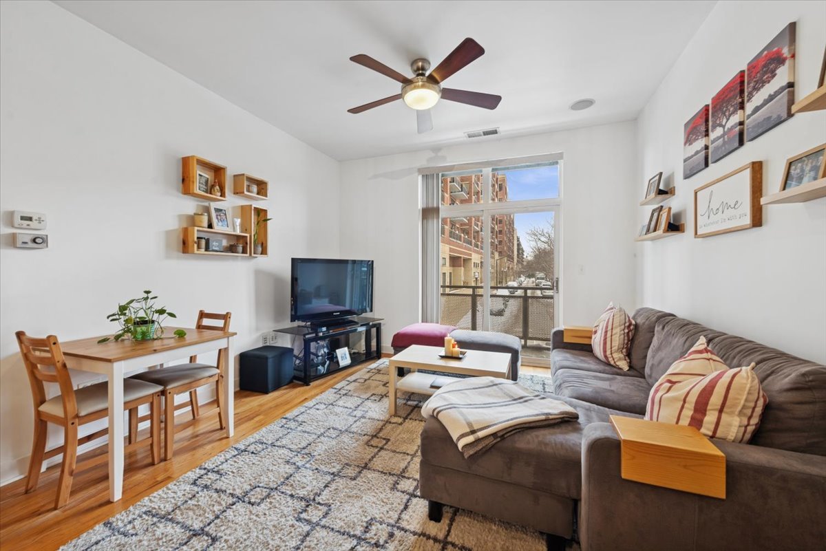 1515 S HALSTED Street 204