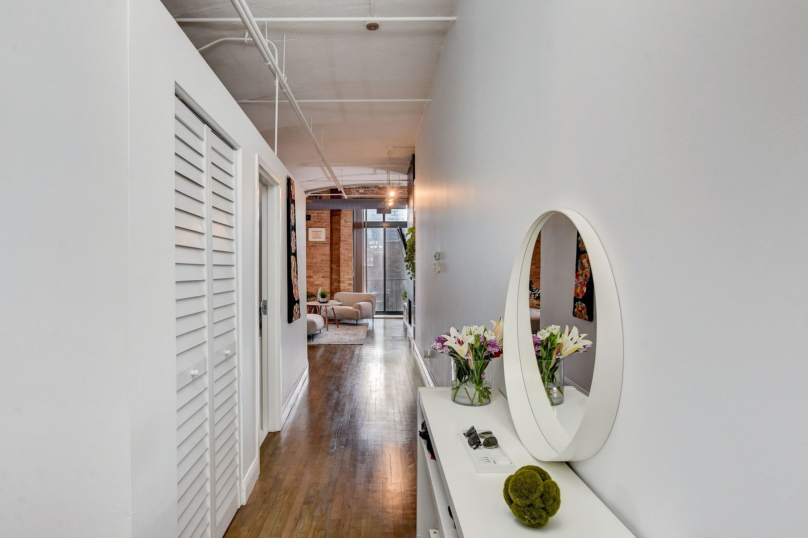 1322 S Wabash Avenue 407
